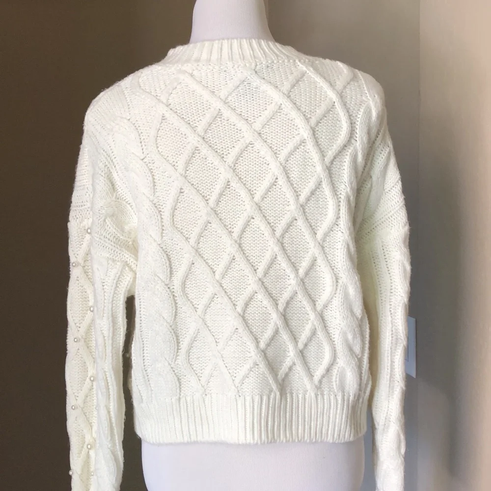 Forever 21 Faux Pearl Knitted Sweater Size Small - Picture 3 of 4